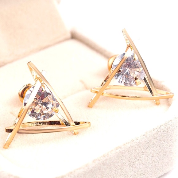 3D Gold Caged Diamond Stud Earrings - Picture 4 of 4